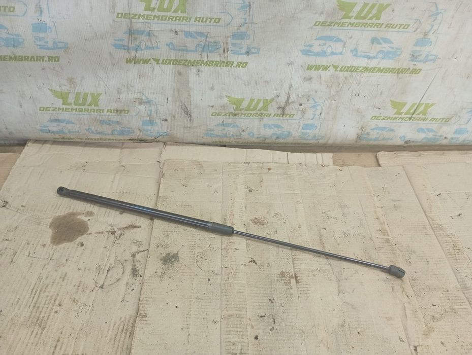Amortizor capota 5k0823359d Volkswagen Golf 6 (2008 - 2015)