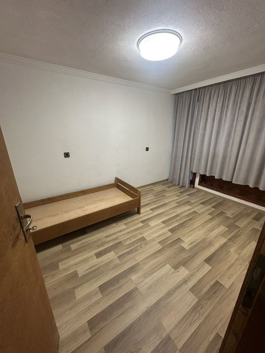 Продава се Къща в Казанлък - 108 кв.м за 463 €/кв.м - Снимка #5