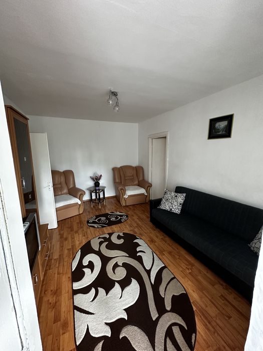 Vand apartament 2 camere semidecomandat zona spitalul mare tomis 2