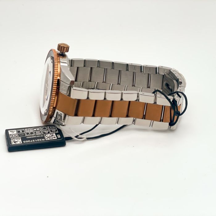 Часовник Rado Captain Cook Blue Dial Steel & PVD Rose Gold