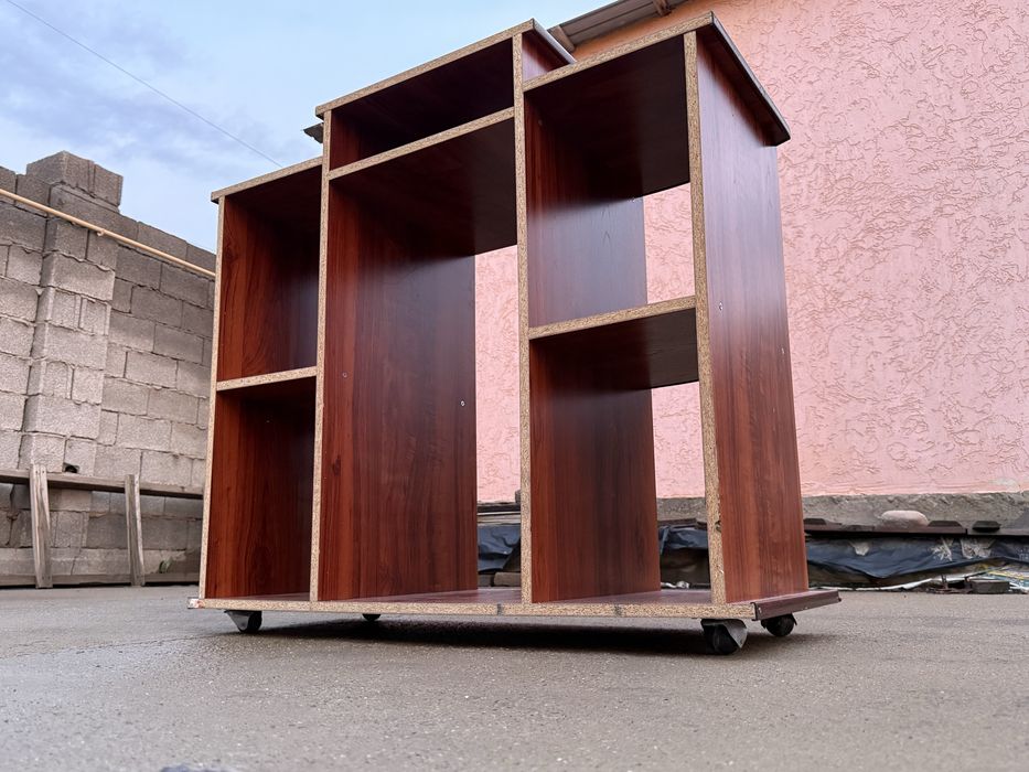 Подставка на музыкальный центр