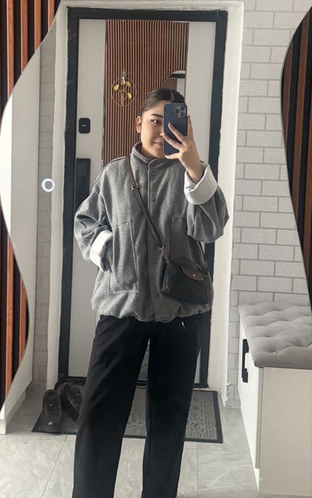 Бомбер серый легкие куртка