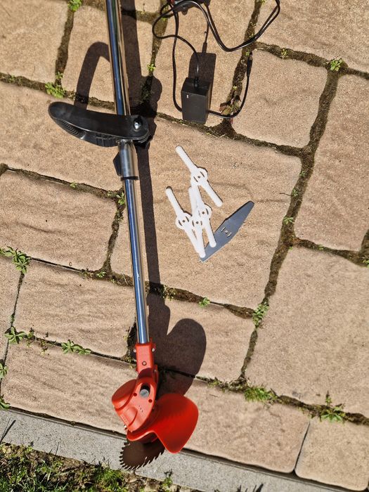 Продавам тример,храсторез