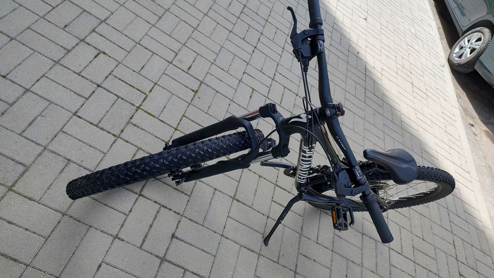 Велосипед SPECIALIZED Rockhopper 26