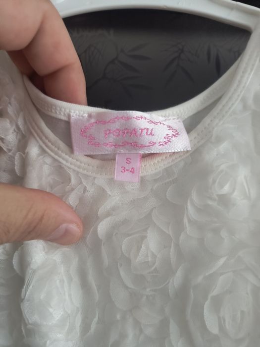 Rochiță pentru fetițe