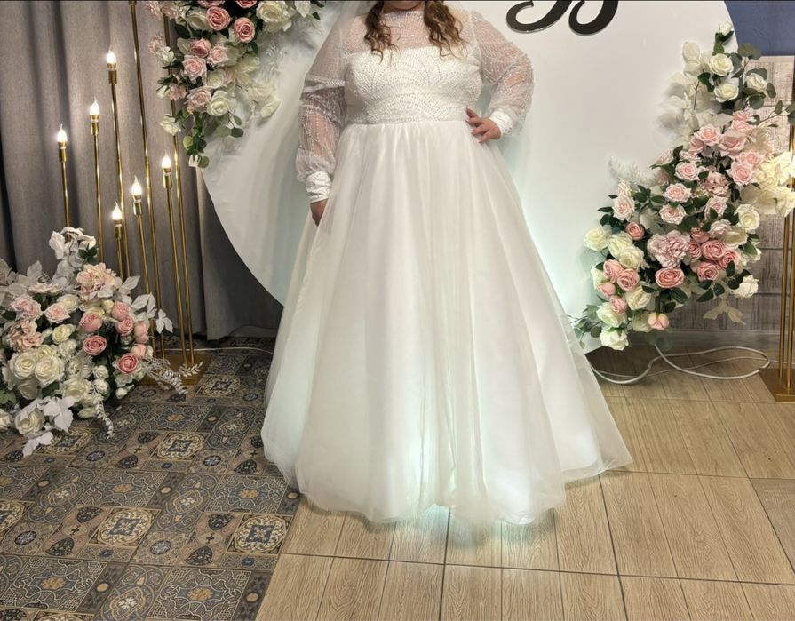 Свадебное платье