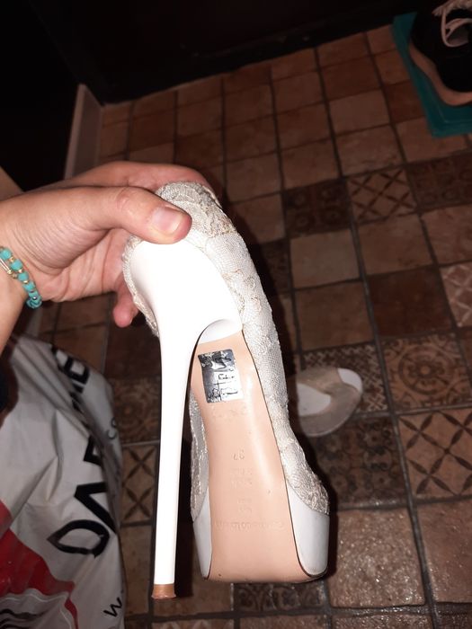 Туфли бело-молочные