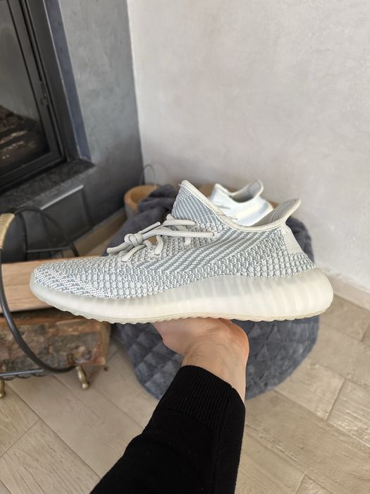 Adidas Yeezy Boost 350 V2 Cloud White