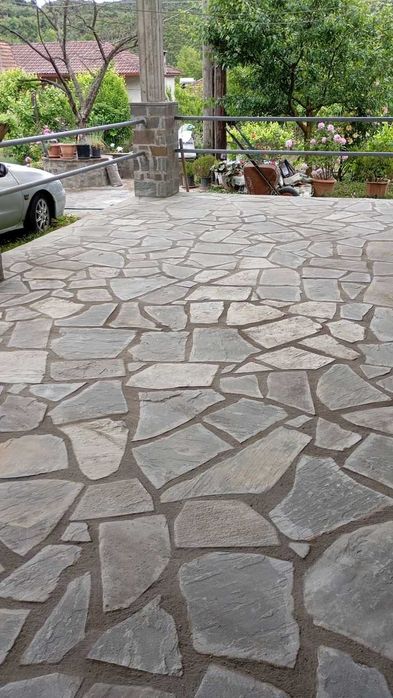 piatra naturala de munte cu montaj profesional