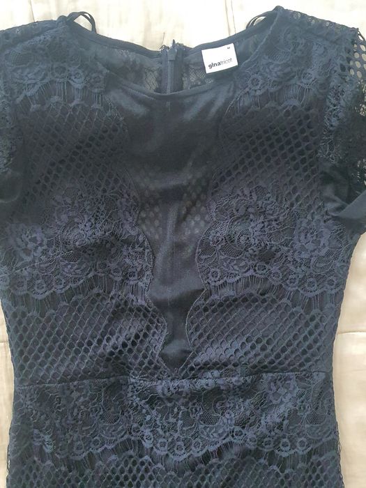 Gina Tricot M rochie neagră dantelă midi bodycon elegantă party evenimente ocazie nouă