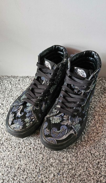 Vans platform limited edition sneakers 35