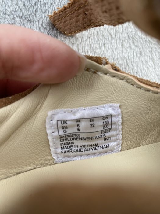 Papuci Clarks noi marimea 22