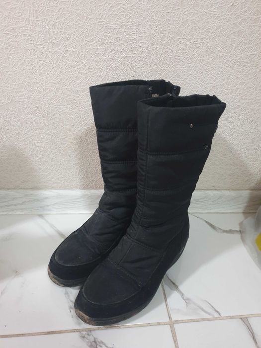 Сапоги женские без каблука черные