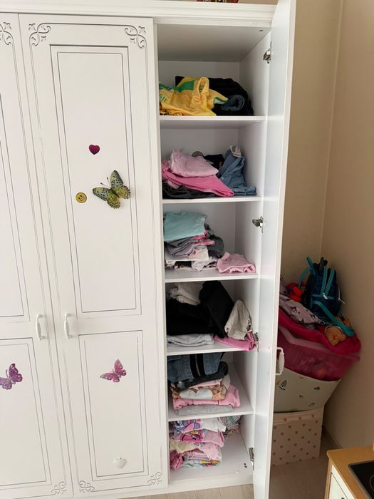 Vand set mobilier selena fetita
