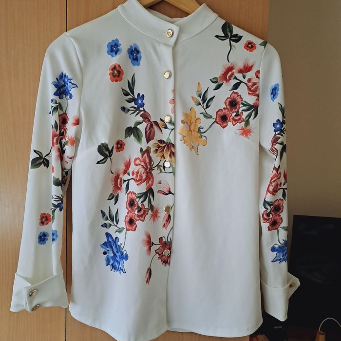 Красива Дамска риза