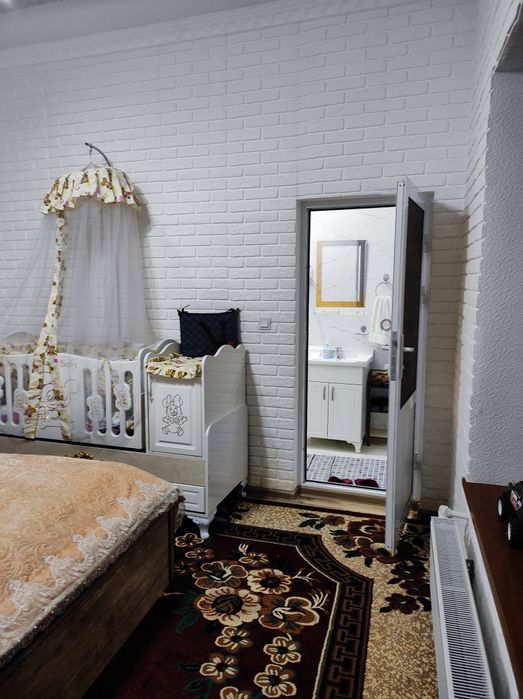 Срочна продаётса дом 6 сотих 66 школа хазора