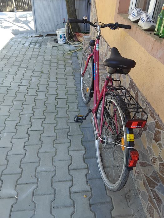 Vănd bicicleta foarte bună