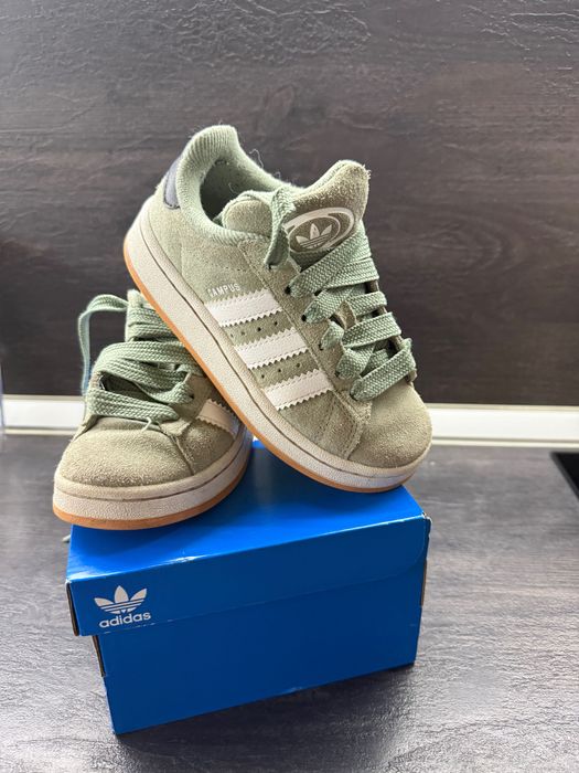 Обувки Adidas 29 номер