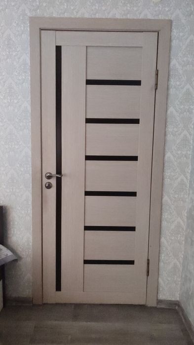 Продам дверь межкомнатную