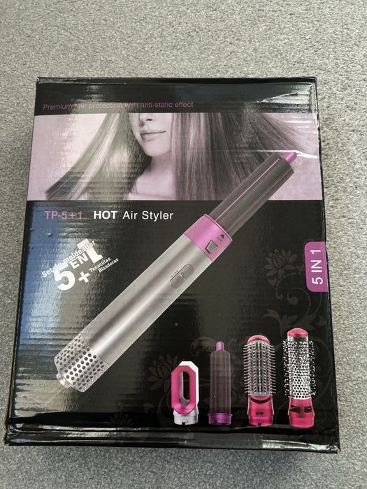 Чисто нова маша сешоар за коса