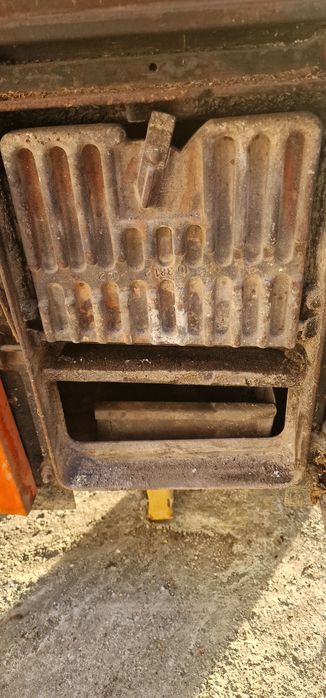 Vand centrala pe lemne