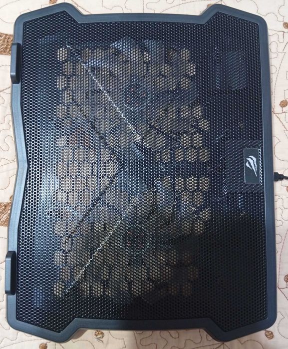 Laptop Gaming MSI Cyborg 15 B2RWEKG Intel Core 5 RTX 5050 8GB GDDR7 16GB DDR5 SSD 512GB Garantie + Cooler si Hub USB Cadou