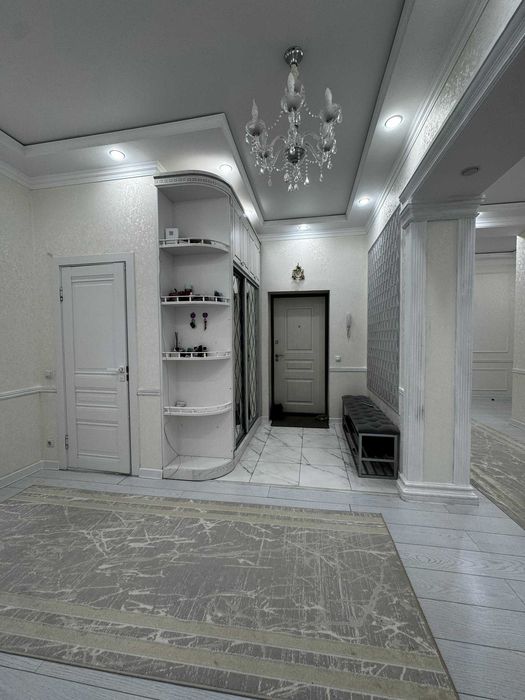 Продам 4х комн кв Нектар