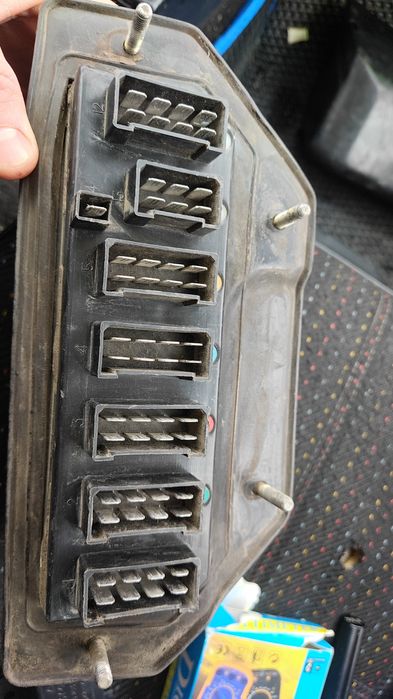 Блок предохранителей ваз 2107