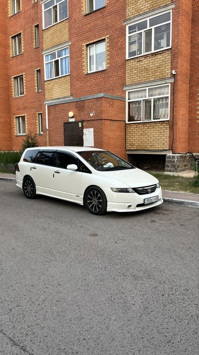 Продам машину Honda Odyssey absolute