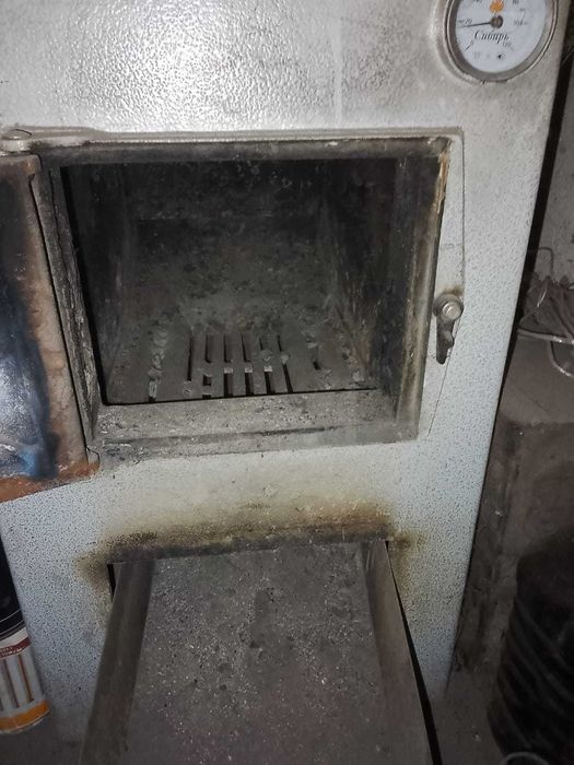 Продам печь на твердом топливе