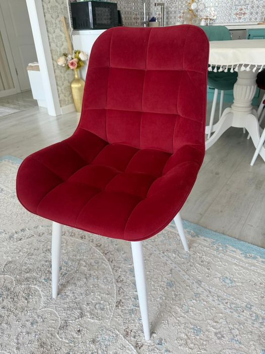 Стулья, мягкие стулья