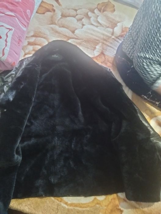 Продам дублёнку кожаную новая