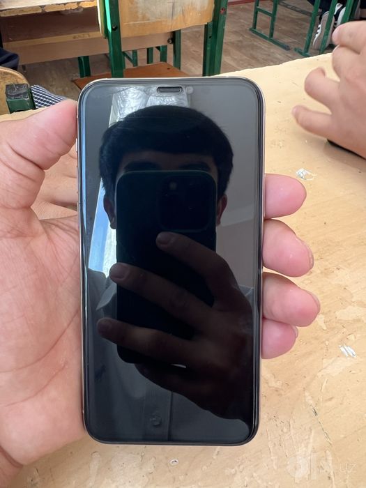 Iphone 11 pro soltiladi