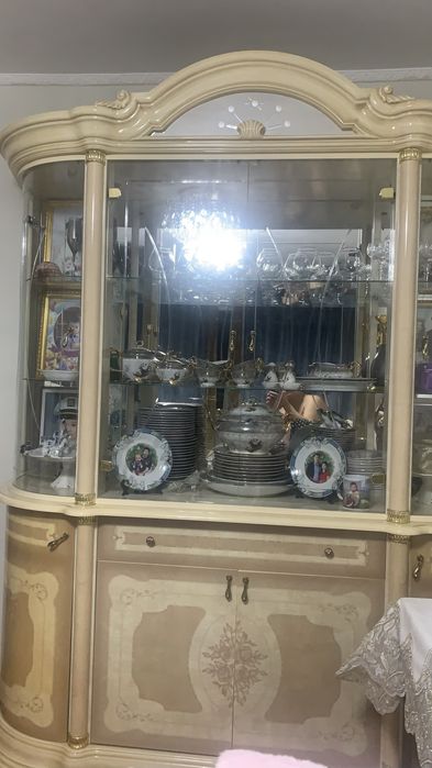 Продается Сервант