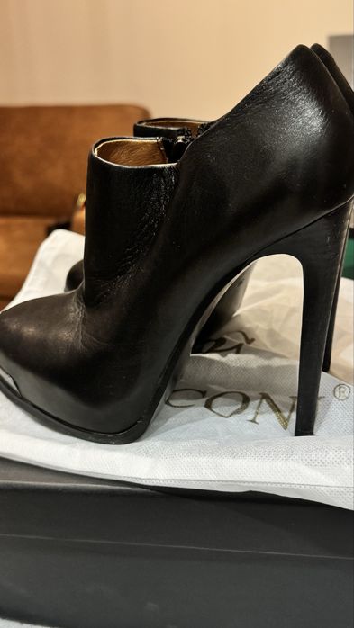 Ботильоны Basconi черные 36р