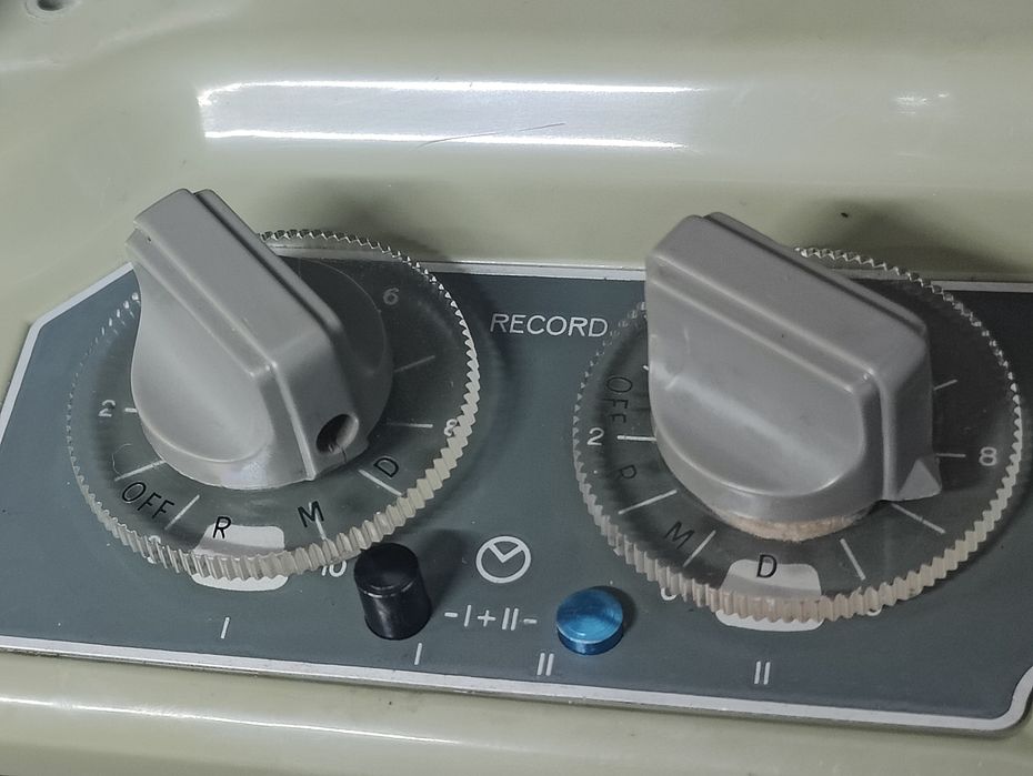 Revox D36 ,parțial defect