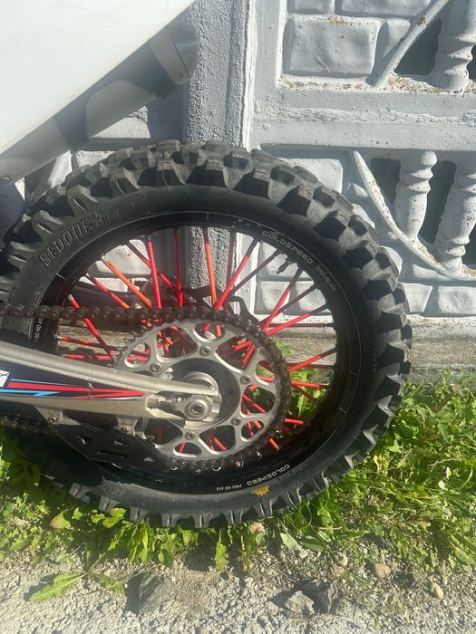 Se vinde ktm sx 125