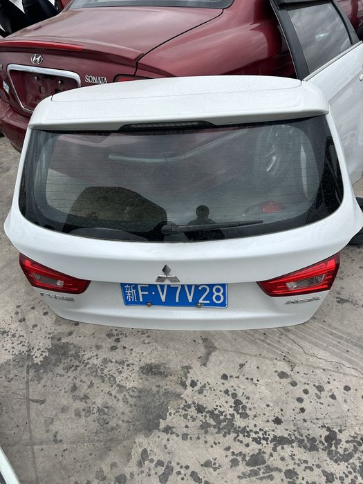 Дверы АSX Mitsubishi