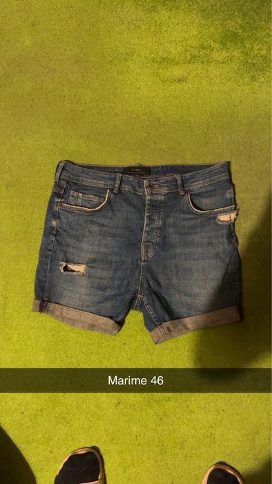 Vand blugi scurti de vara Bershka