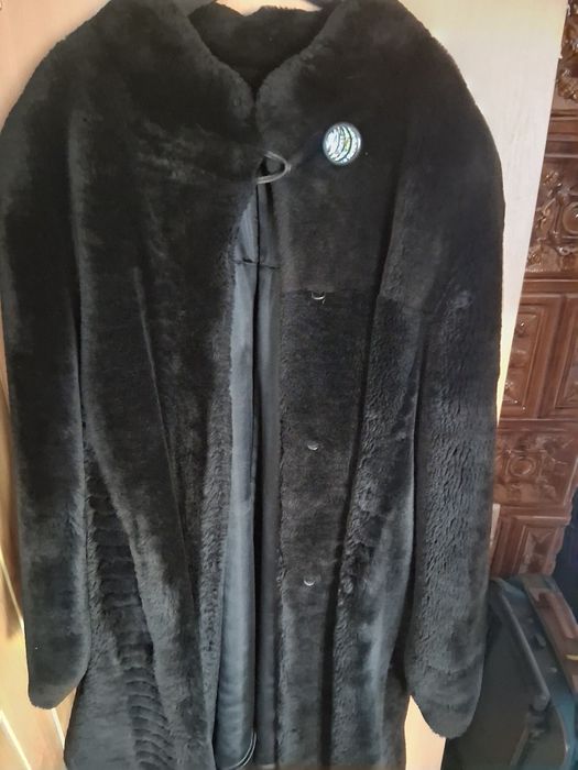 Blană neagră de nurcă