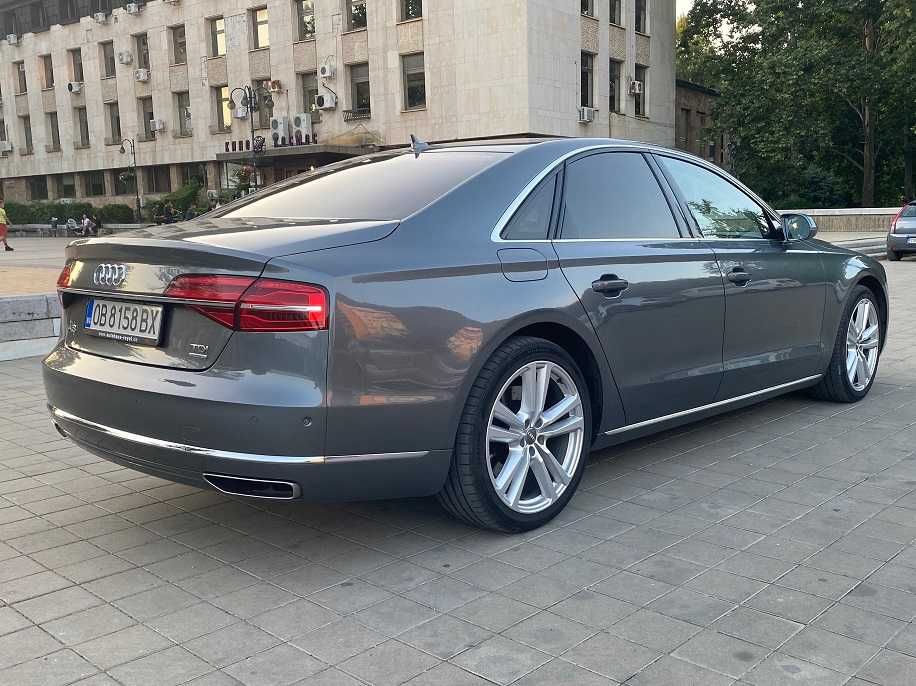 Audi A8 Design Selection