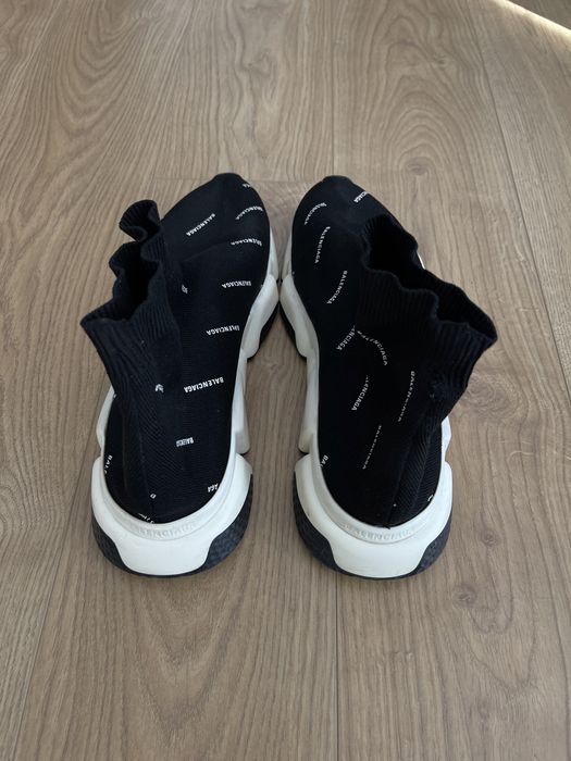 Balenciaga Speed M:40