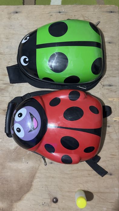 Продам игрушки каждая по 2500