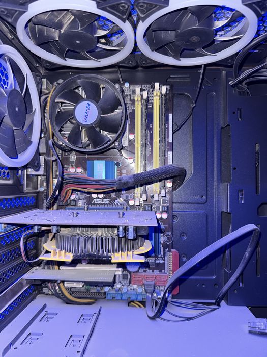 Kampyuterlar sotiladi