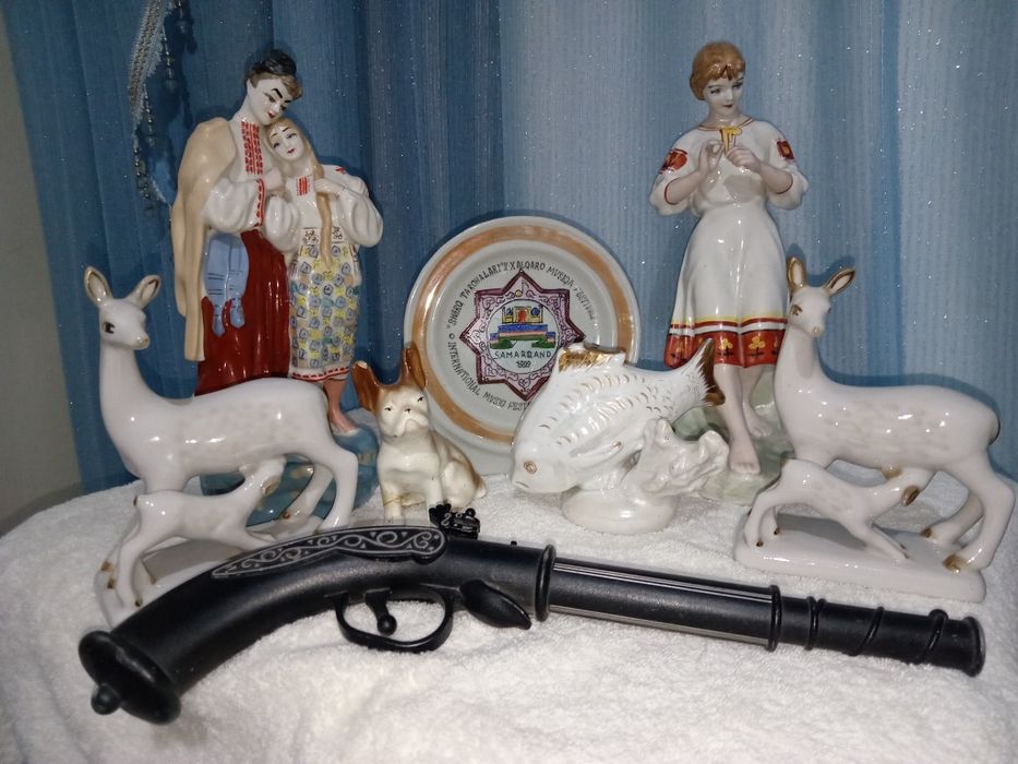 Статуэтикалар хаммаси 400 000 минга сотиладт