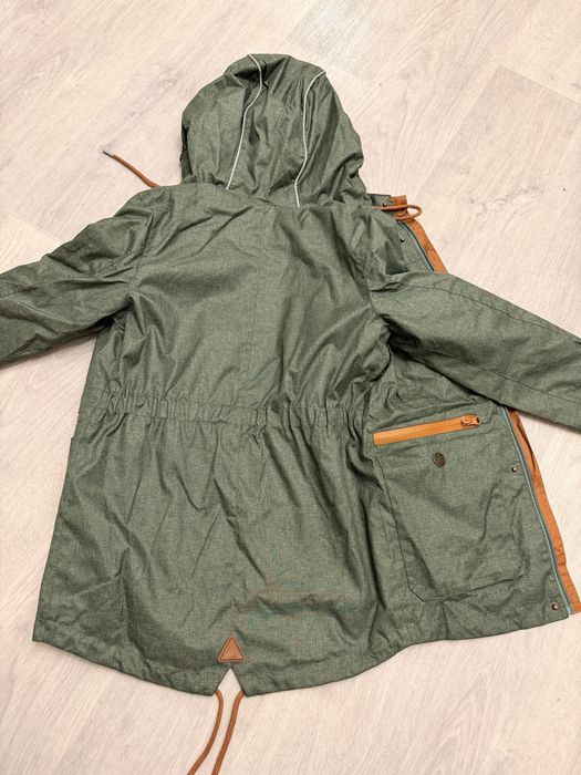 Ветровка детская