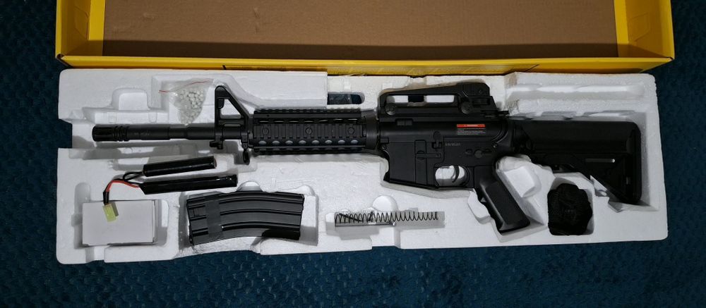 Airsoft M4A1 electric, 1.5 jouli
