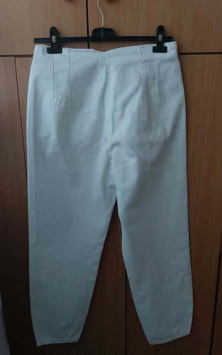 Дамски бял панталон