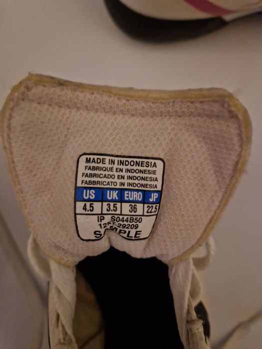 Ghete fotbal Mizuno mărime 36