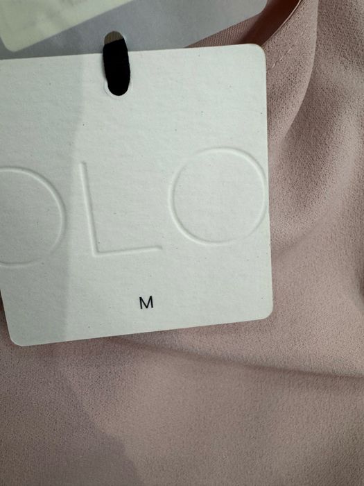 Крамивое , нежное платье